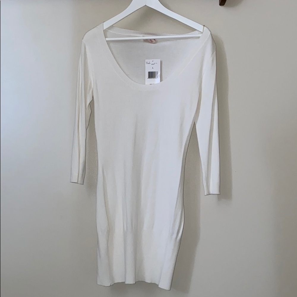 Guess white Sweater / dress size LG NWT